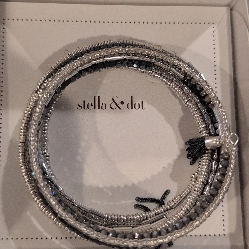 NWT Stella & Dot Celine Wrap Bracelet Silver OS - Picture 3 of 5